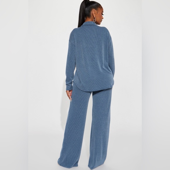 Two Piece Wide Leg Pant Set - Picture 2 of 3